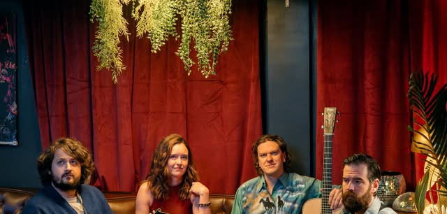 East Nash Grass w/ Pick & Howl