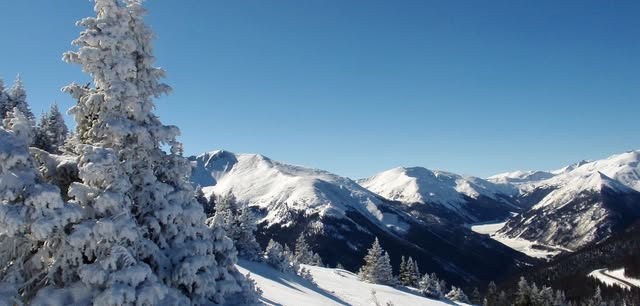 Free Women's Avalanche Awareness Class @ Arc'teryx Boulder